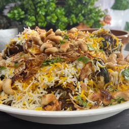 وجبة كبير برياني لحم صوص